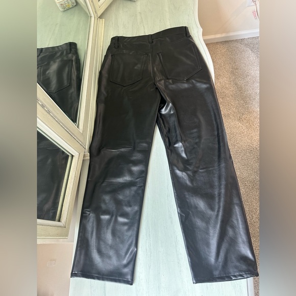 Leather Pants Ultra High Rise size 28 / 6 - Picture 3 of 3